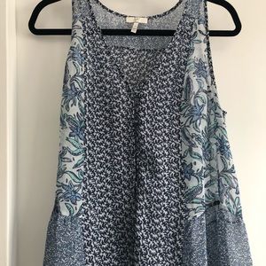 Blue floral print, sleeveless, Joie top!